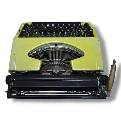 Brother Deluxe 220 Olive Typewriter