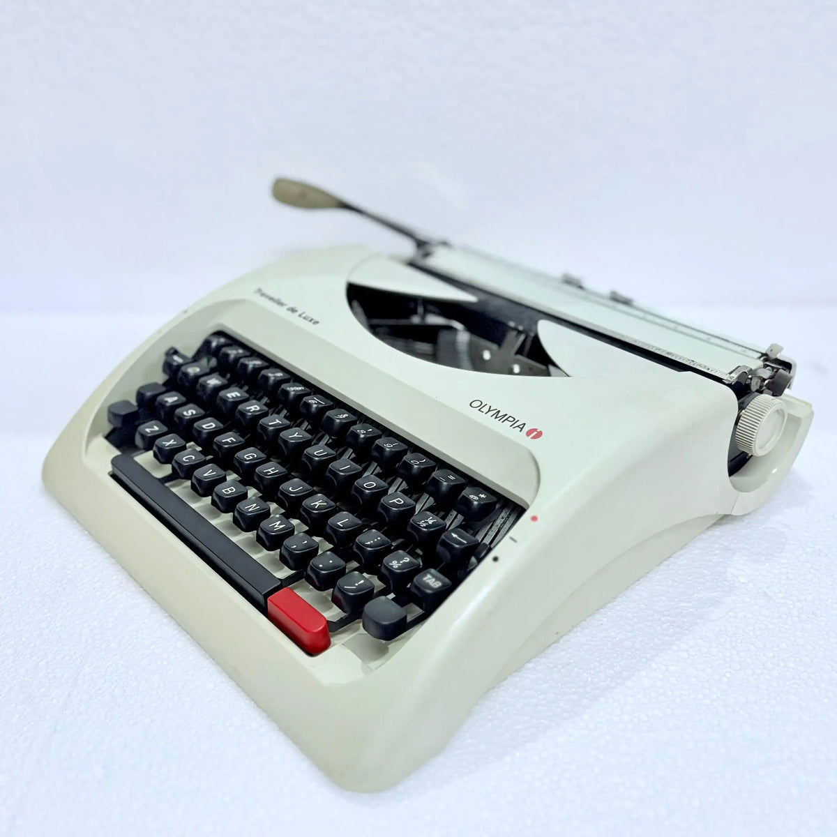 Olympia Traveller C Portable Typewriter