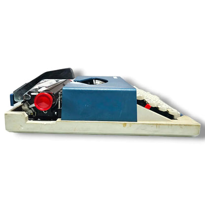 Royal Sprite Manual Typewriter