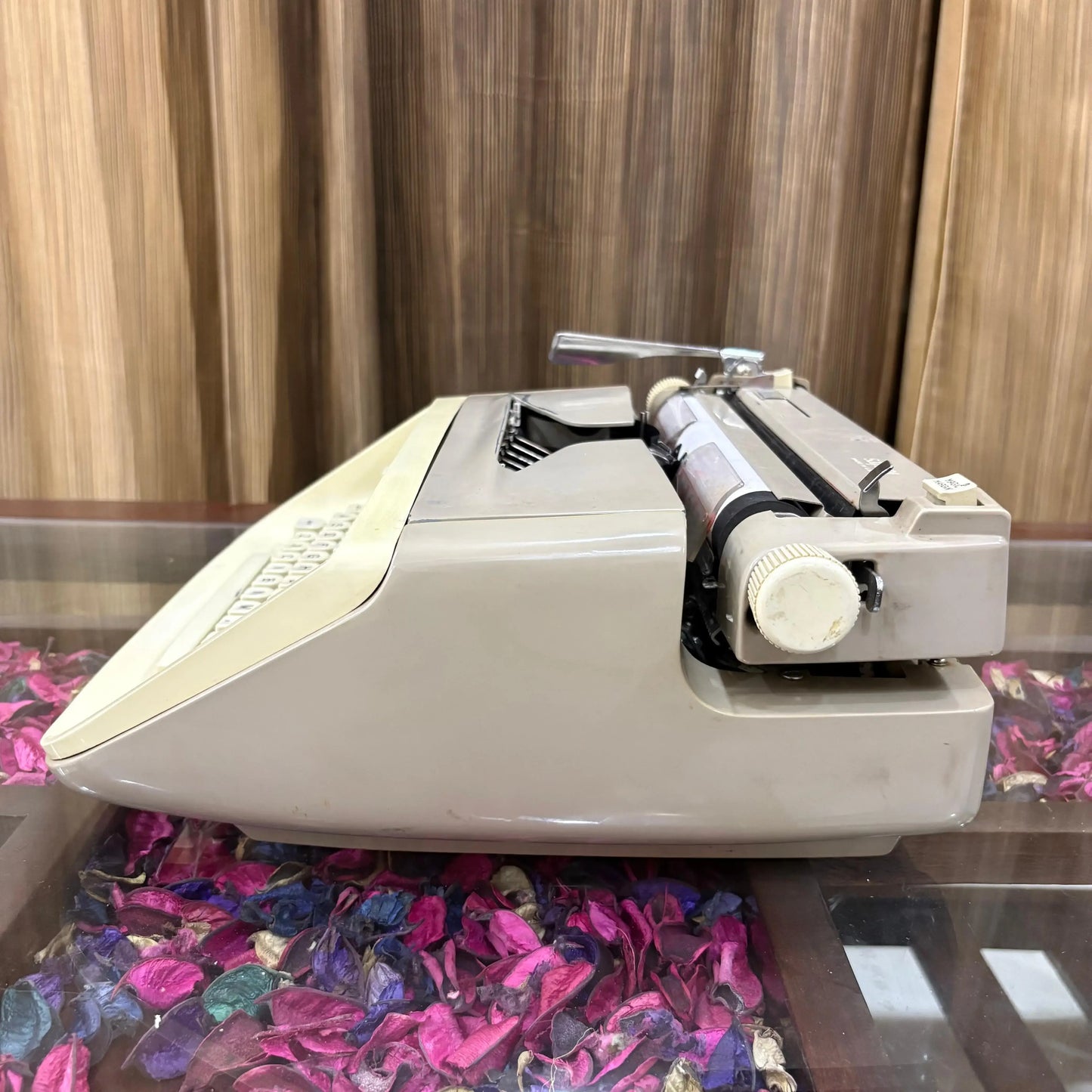 Royal Safari Portable Typewriter
