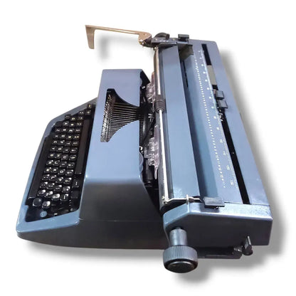 Godrej Prima Manual English Typewriter Brief Size