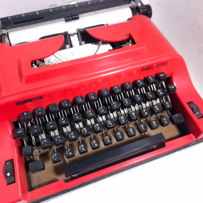 Remington Hindi Travel Riter Portable Typewriter