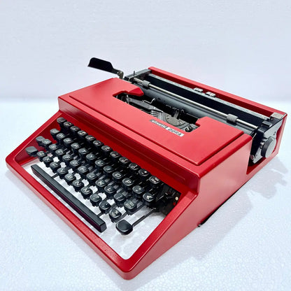 Italian Olivetti Dora Carmine vintage typewriter, red manual typing machine, RR Typewriter Mart Delhi India online