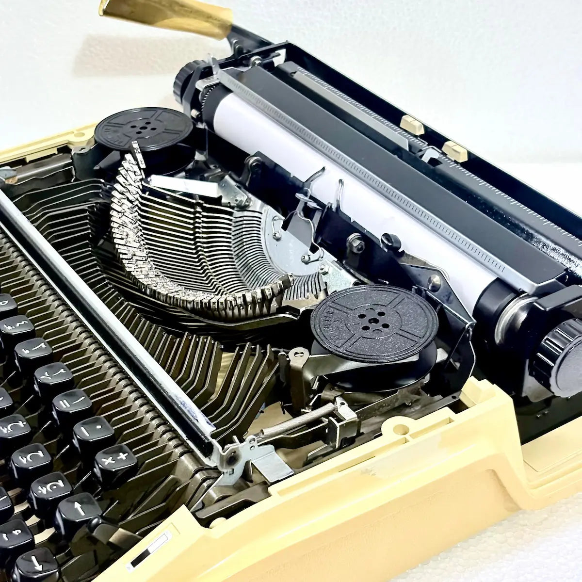 Rare Arabic Brother typewriter, Brother 750TR model, with cream body, black keys and genuine Arabic character arrangement for writing