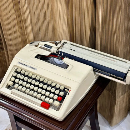 Unused vintage typewriter India, Marathon 2200 DLX brand new manual typing machine, RR Typewriter Mart online store