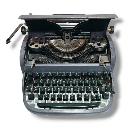 Remington Personal Writer Typewriter