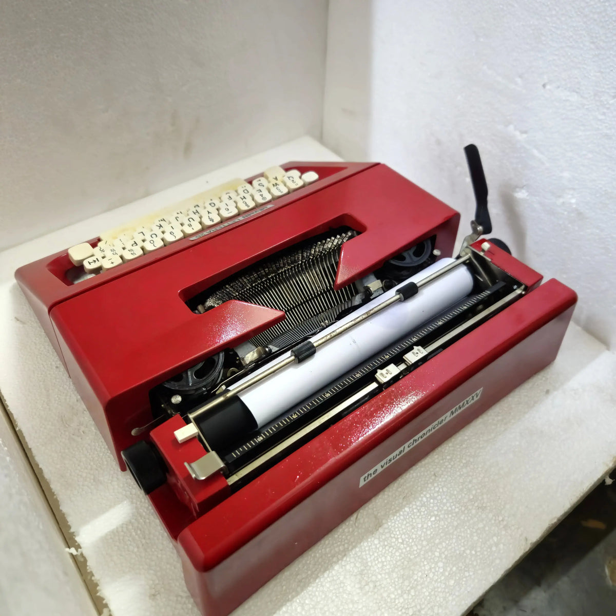 Olivetti Lettera 25 Typewriter Valentino Red