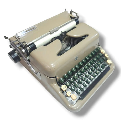 Zeta Portable Typewriter