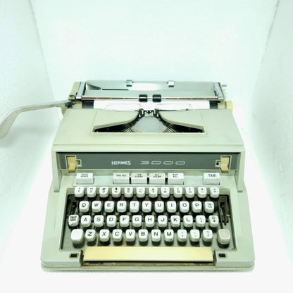 Hermes 3000 typewriter - Classic portable manual typewriter in great condition, perfect for writers and collectors.