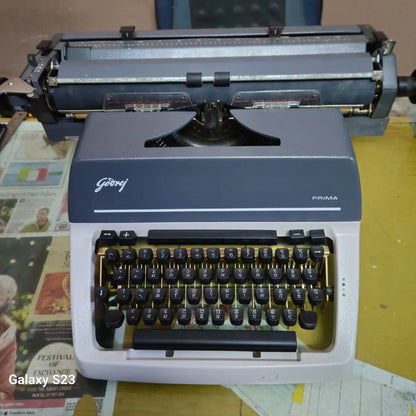Godrej Hindi Typewriter for typing in Hindi - reliable typing machine
