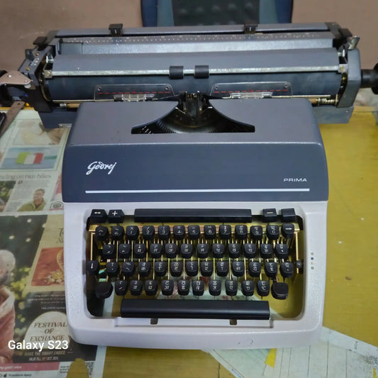 Godrej Hindi Typewriter for typing in Hindi - reliable typing machine