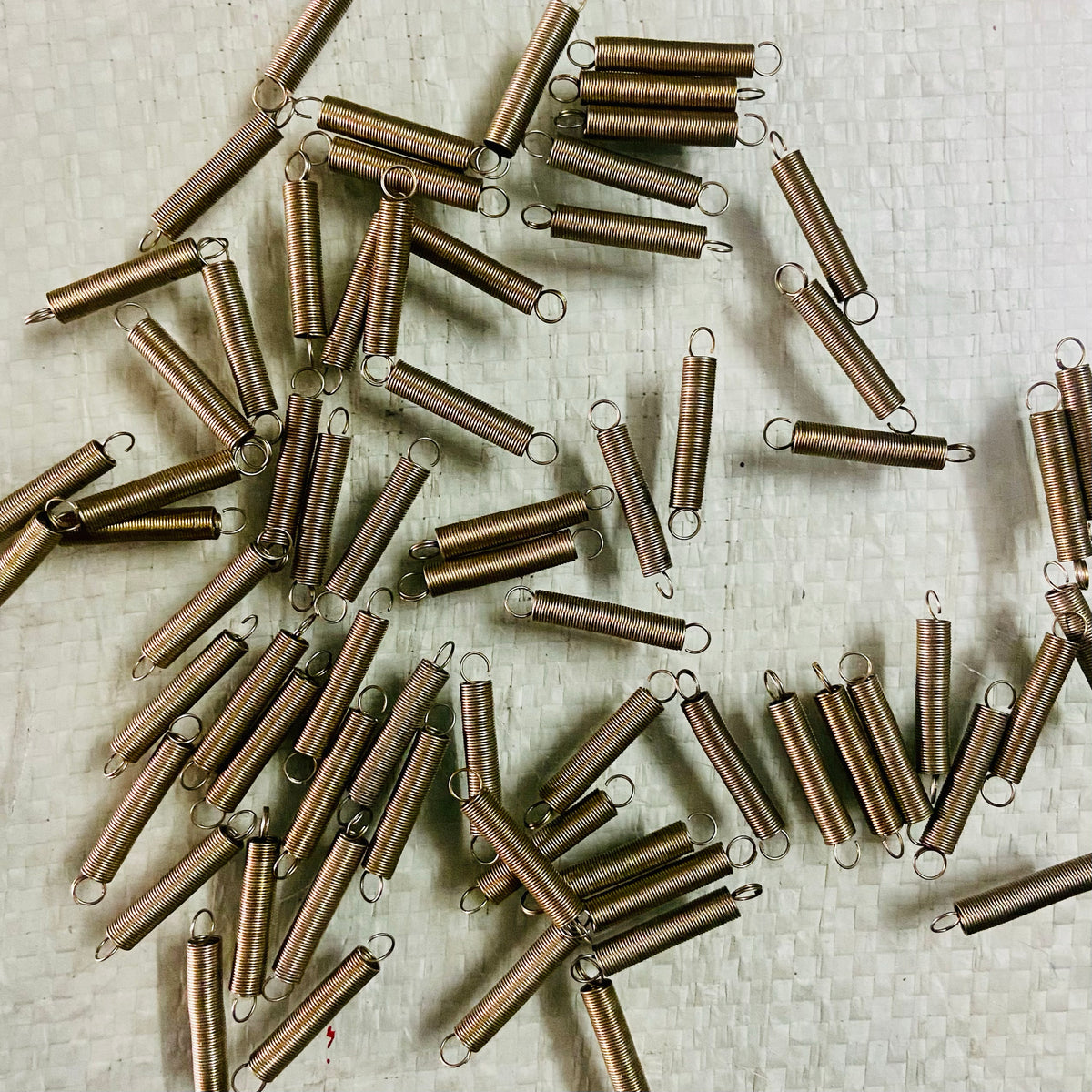 Typewriter small hard spring 25pcs for manual typewriter repair parts RR Typewriter Mart