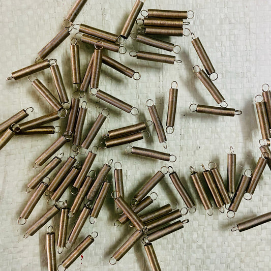 Typewriter small hard spring 25pcs for manual typewriter repair parts RR Typewriter Mart