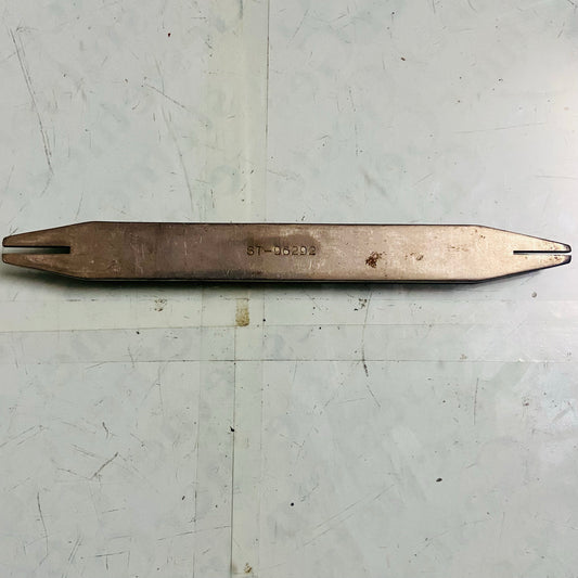 Typewriter tool degree bender for precision metal part adjustment RR Typewriter Mart