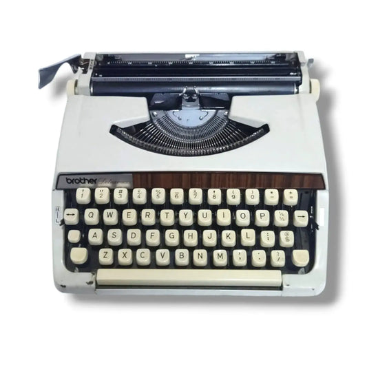 Brother Deluxe 900 Manual English Typewriter by RR Typewriter Mart Japanese typing machine