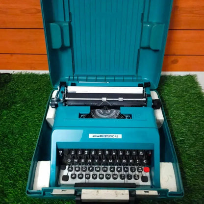 Olivetti Studio 45 Teal Green Typewriter Brand New with Original Box