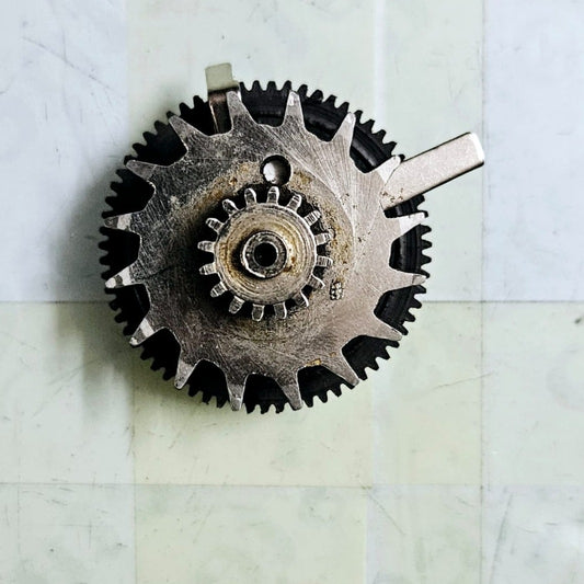 English Escapement Wheel Assembly Godrej Typewriter – RR Typewriter Mart