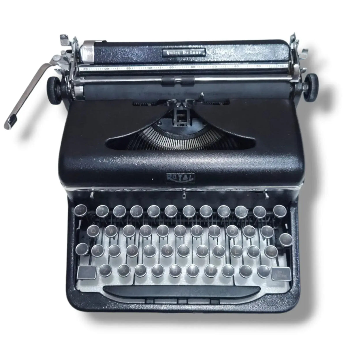  Royal Quiet Deluxe Typewriter – Vintage charm for collectors & writers. Buy from a trusted typewriter seller