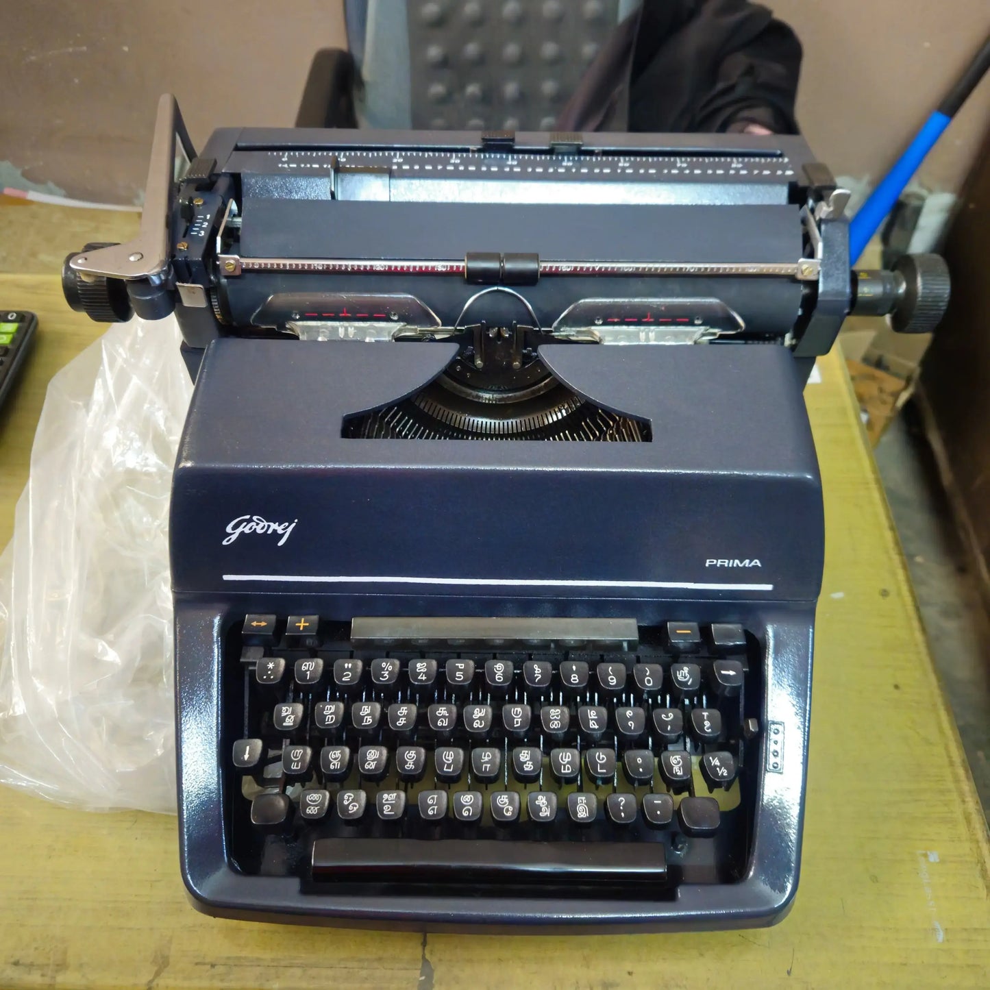 Original Godrej Tamil Typewriter with Tamil keyboard layout, Manual Tamil Typewriter at RR Typewriter Mart