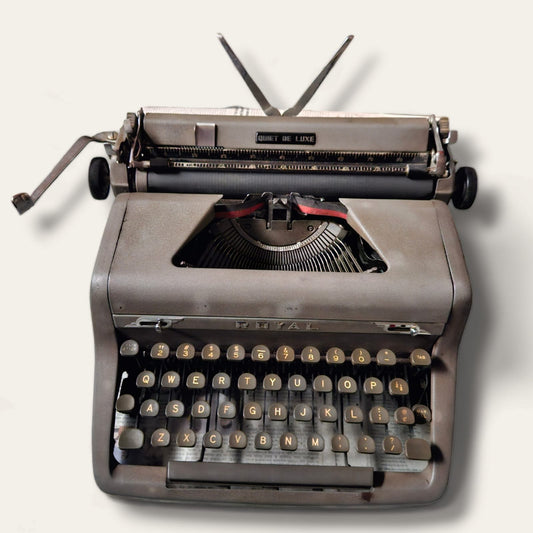 Royal Quiet De Luxe Manual English Typewriter front view by RR Typewriter Mart, imported Royal typing machine to buy