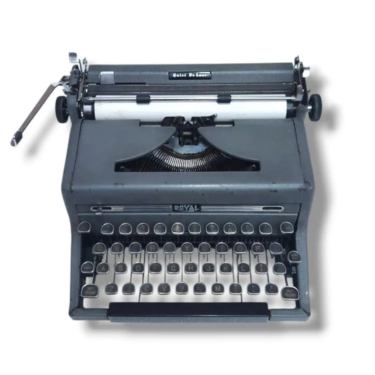 Royal Quiet Deluxe front view portable typewriter by RR Typewriter Mart – manual English typing machine seller
