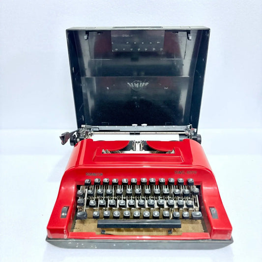 Remington Cosmic Red typewriter for beginners with smooth typing fee and royal gift appeal – RR Typewriter Mart