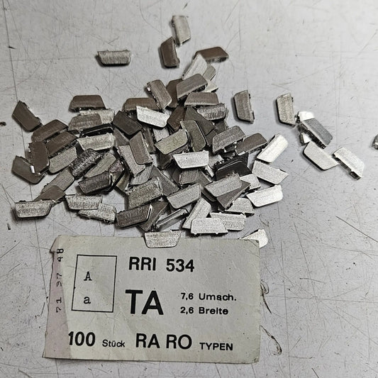 English Long Motion Typeface A replacement type slug for typewriter repair restoration and typing institute maintenance