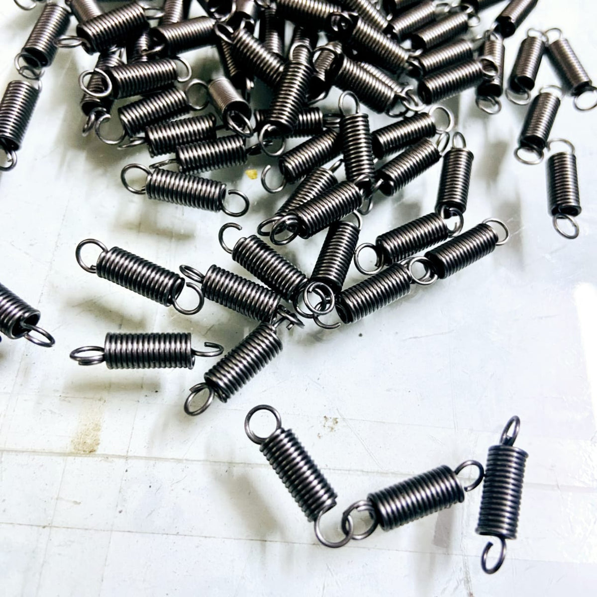Facit 1740 typewriter handle spring spare part for smooth mechanical return – RR Typewriter Mart