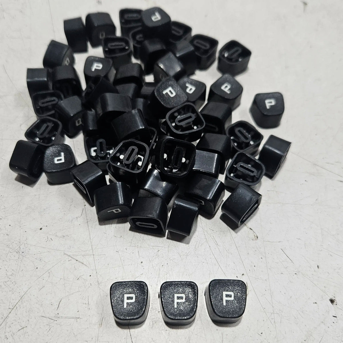 Black Godrej English P typewriter loose keytops for manual typewriter repair, restoration and typing machine spare parts