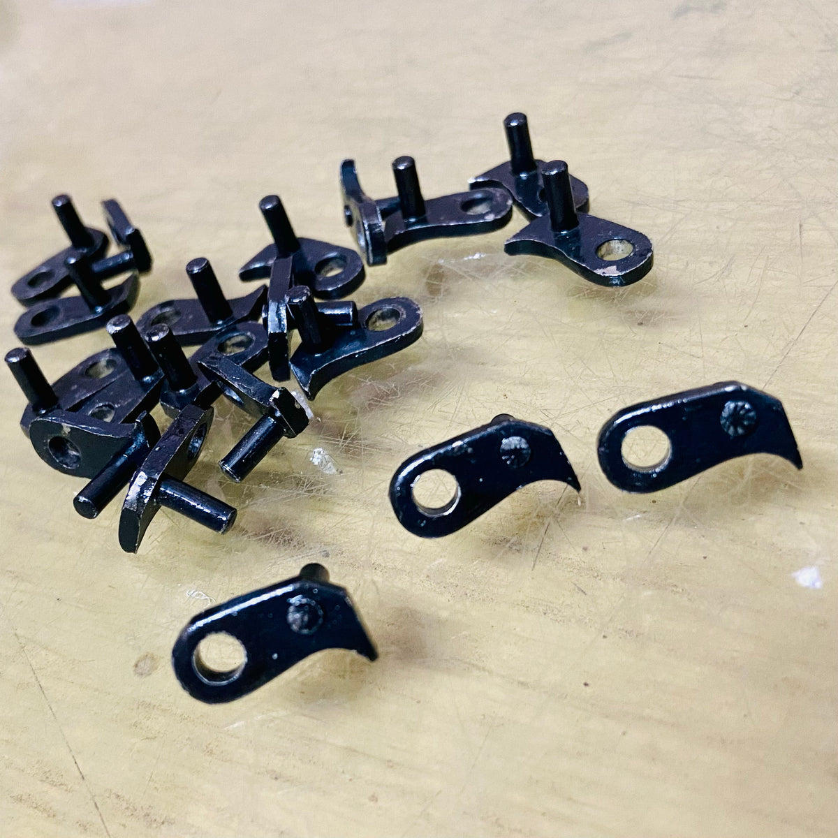Godrej Prima typewriter line space pawl original spare part for accurate line spacing – RR Typewriter Mart