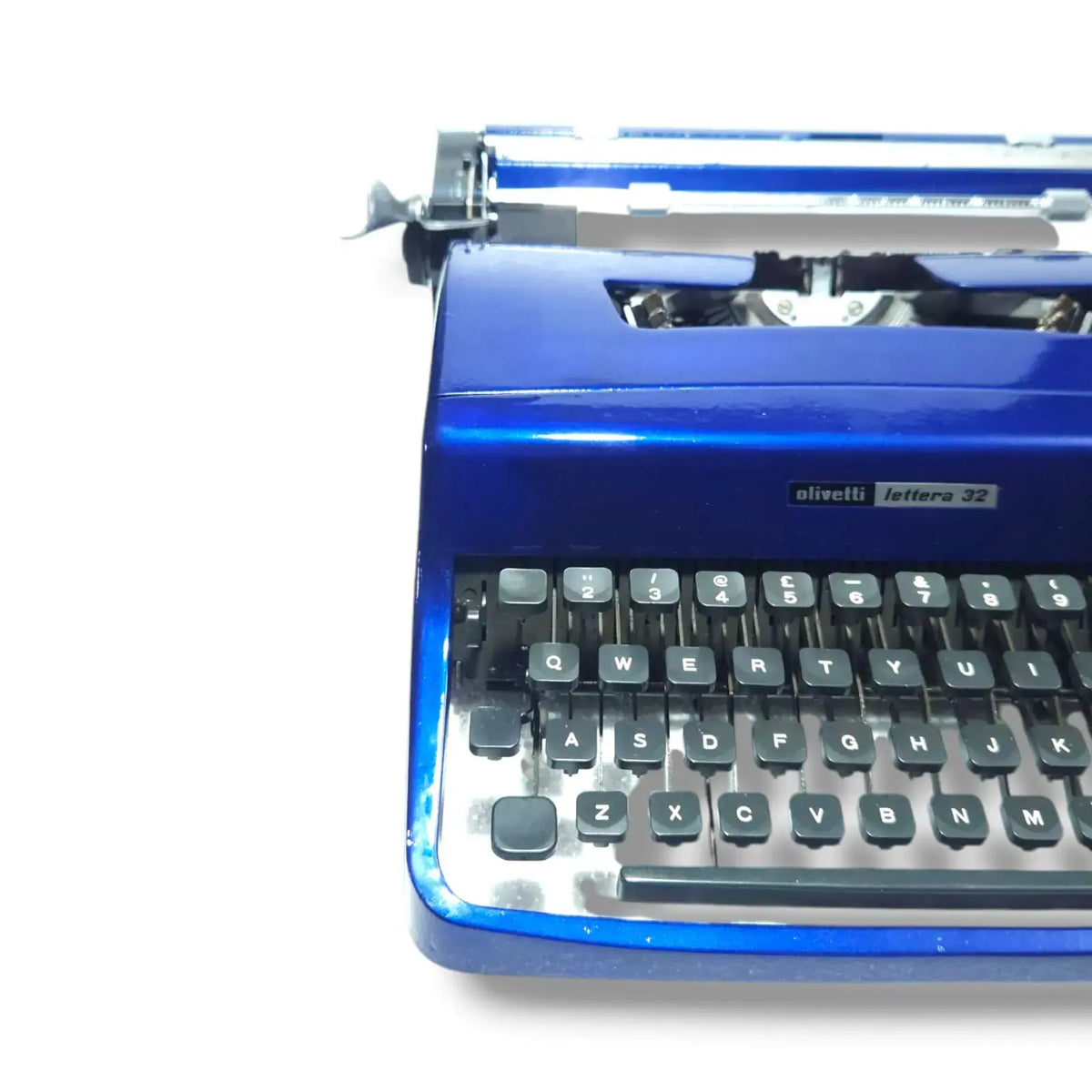 Olivetti Lettera 32 Lightening Blue Typewriter