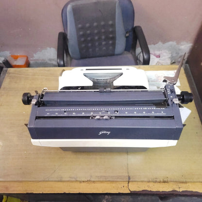 Godrej Pb English Typewriter