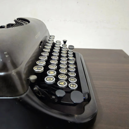 Vintage Remington Deluxe Model 5 Typewriter