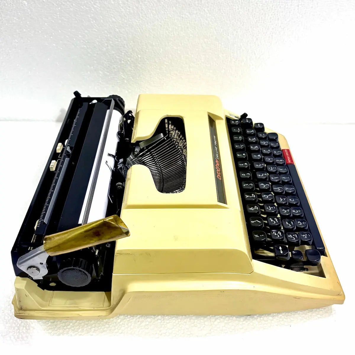 Brother 750TR Arabic portable typewriter for Arabic writing, collecting and display, restored and ready for use by collectors in India