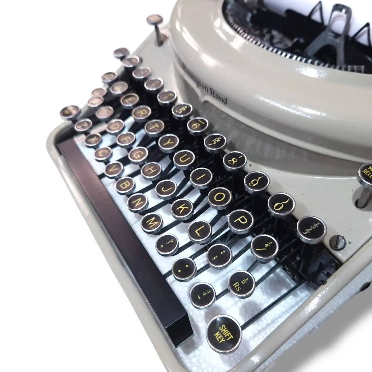 Remington Deluxe Noiseless Typewriter