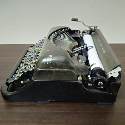Vintage Remington Deluxe Model 5 Typewriter