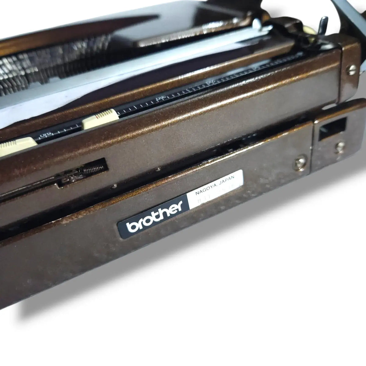 Brother Deluxe 900 Bronze Luxe Typewriter