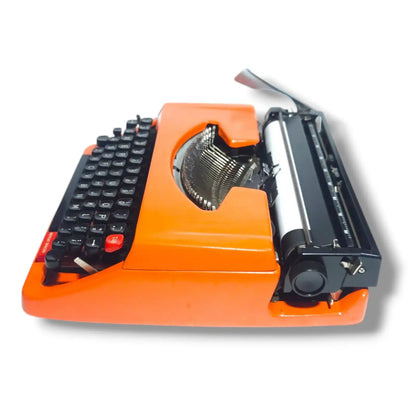 Brother Deluxe 250 T R Typewriter