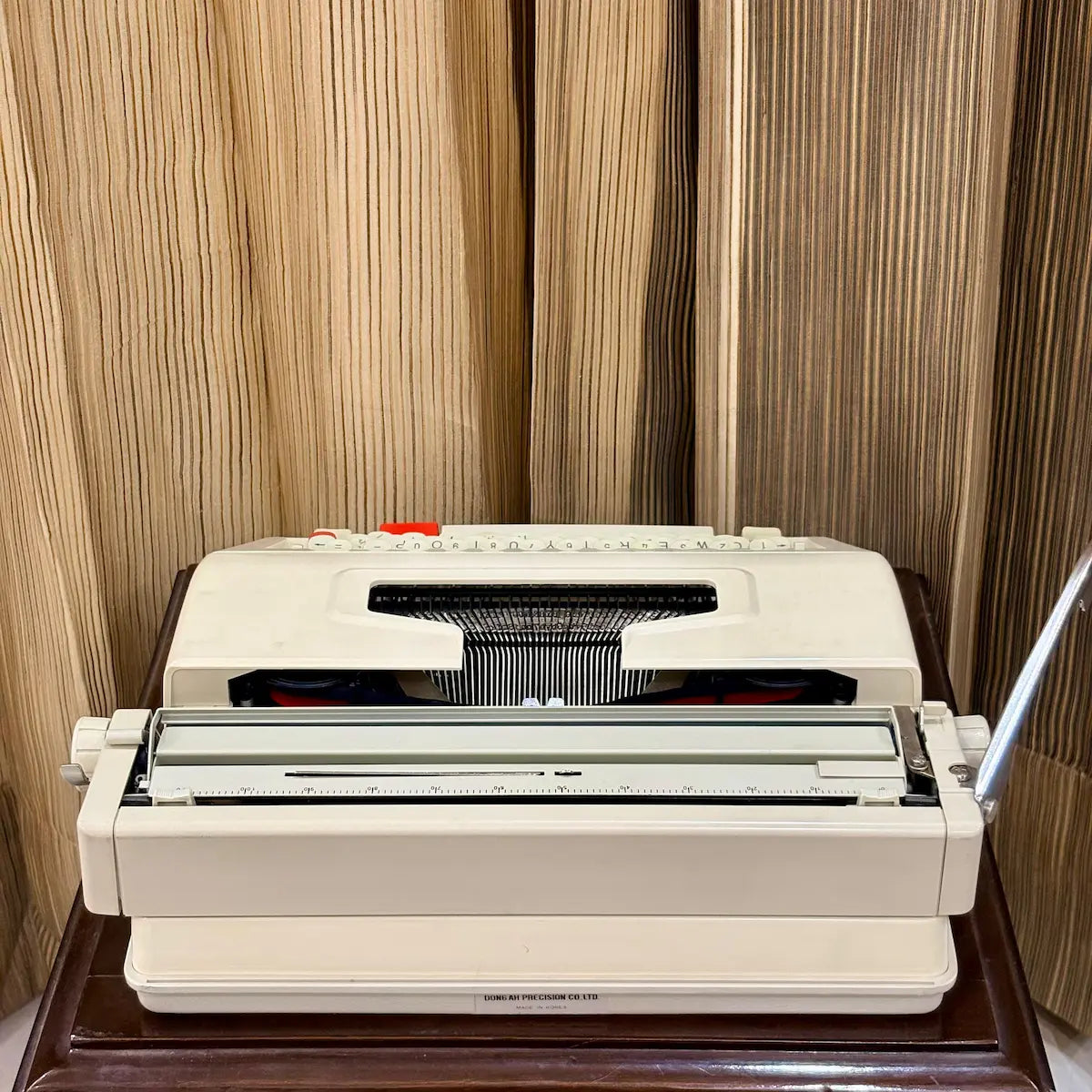 Vintage manual typing machine Marathon 2200 DLX, brand new unused typewriter, RR Typewriter Mart India online shop