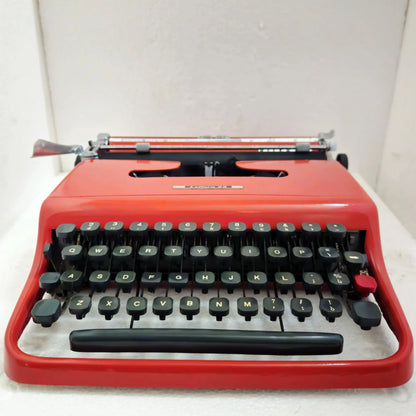 Italian typewriter Olivetti Lettera 22 for sale with cod and free shipping India