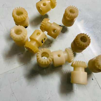 Original Remington small ribbon gear for typing machine repair work – RR Typewriter Mart