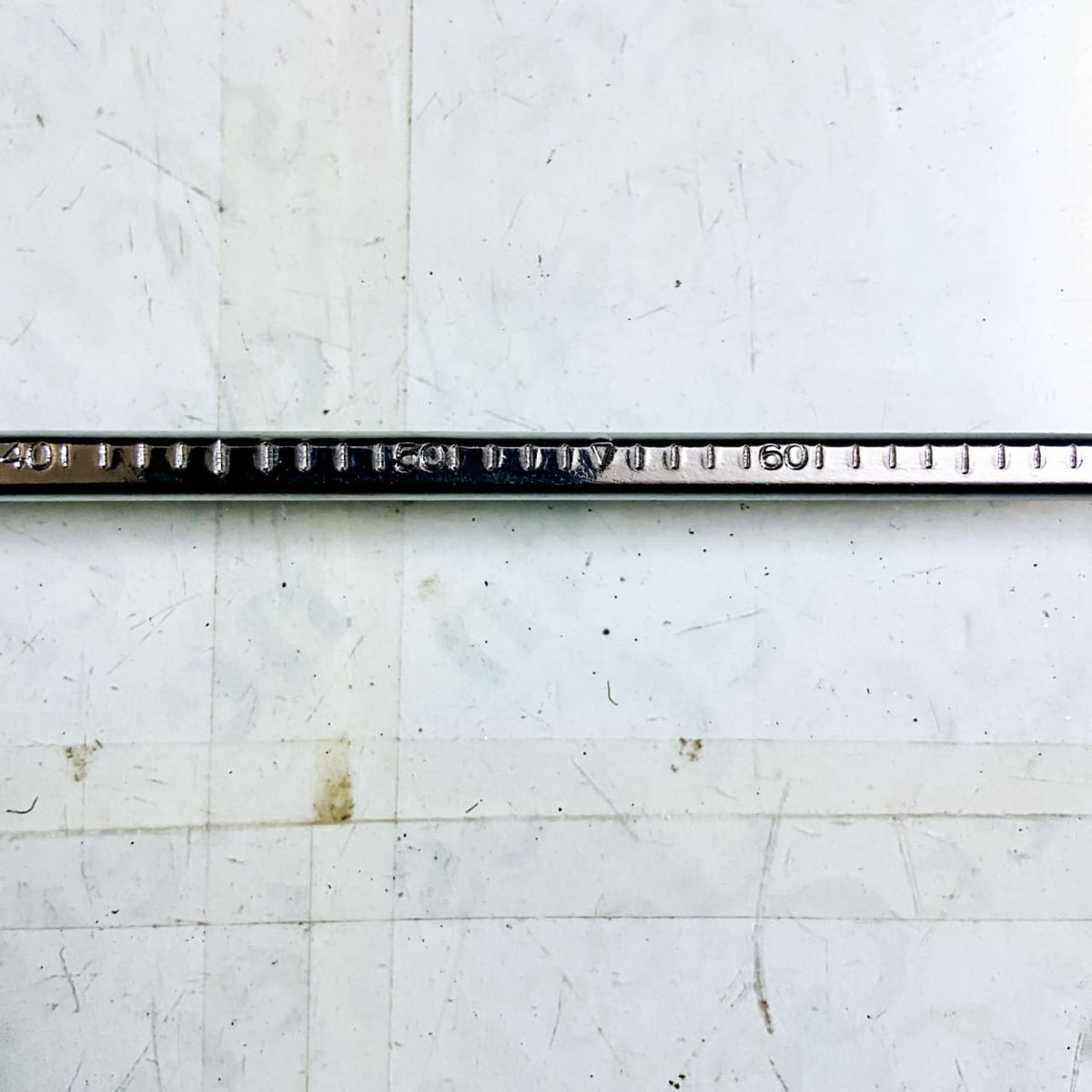 Buy Tamil Brief 110 Paper Bail Rod Online – Godrej Typewriter Machine
