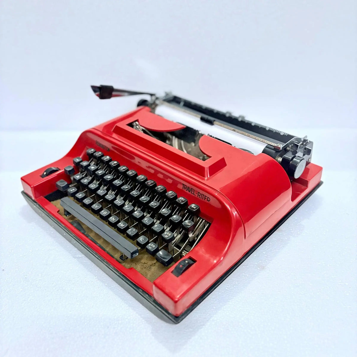 Cosmic Red Remington typewriter ideal for first-time typists and affordable gifting ideas– RR Typewriter Mart
