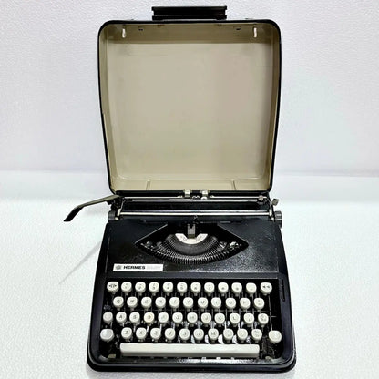 Hermes Baby Black Shadow manual English typewriter, portable typing machine, RR Typewriter Mart for collectors
