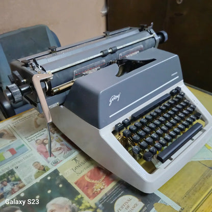 Buy Godrej Hindi Typewriter - perfect for typewriting institutions