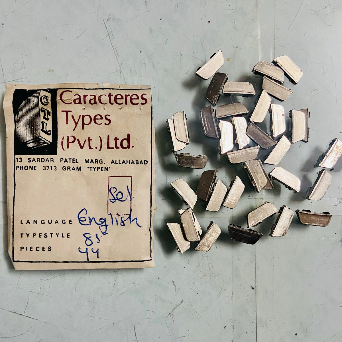 Bold pica typeface kit for Godrej typewriter models RR Typewriter Mart