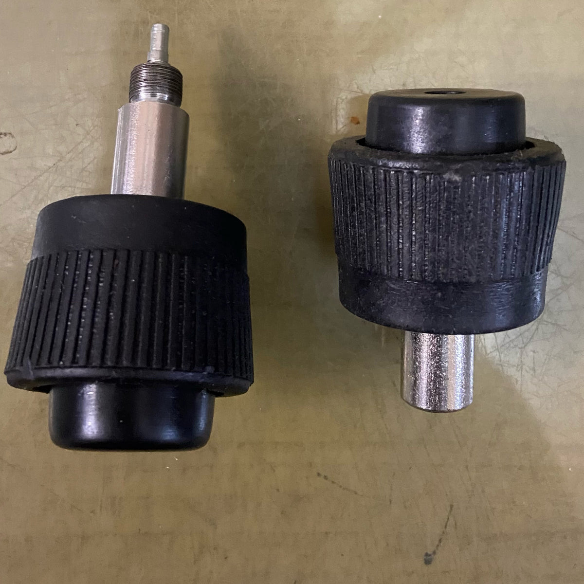 Remington typewriter platen knob set for restoration and servicing work – RR Typewriter Mart