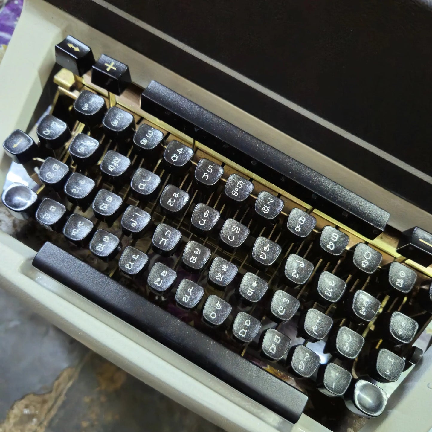 Close-up Kannada keyboard on Godrej Prima manual office typewriter