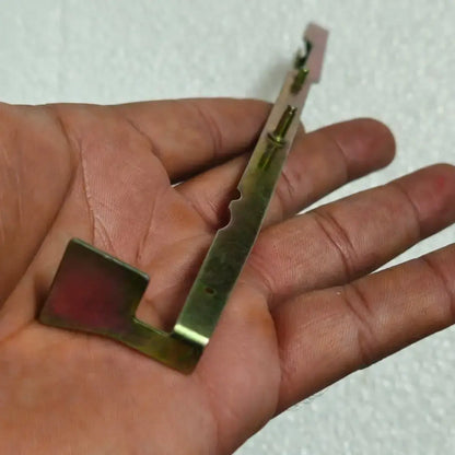 Space bar link compatible with Godrej mechanical typewriters for servicing use