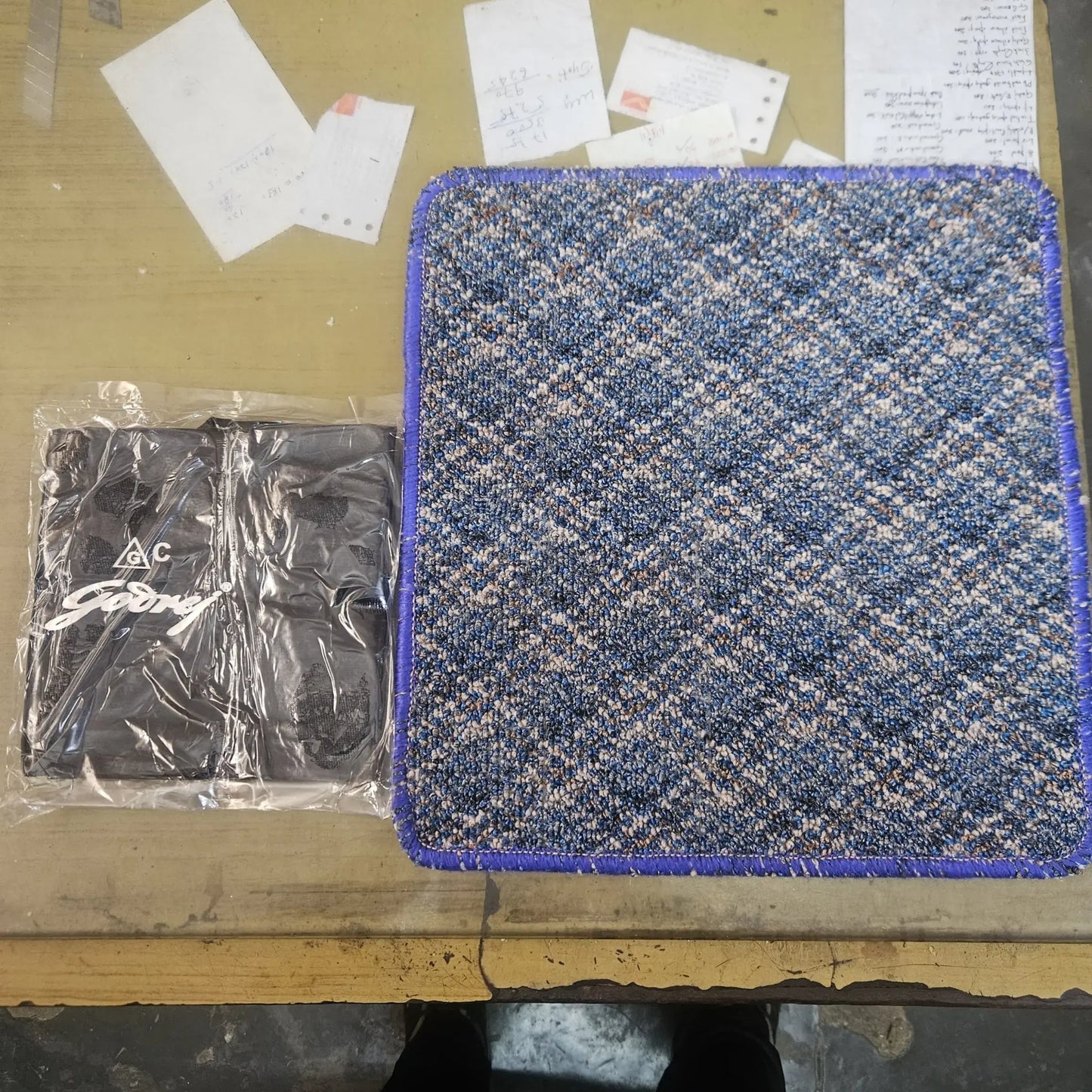 How to protect a vintage typewriter? Jet black vegan leather cover & anti-slip mat set by RR Typewriter Mart